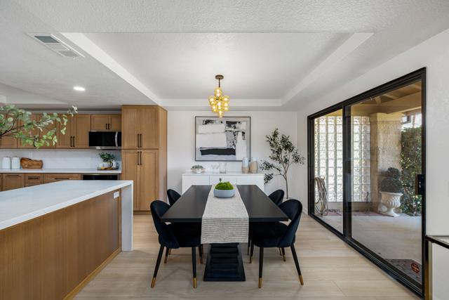 4 Maximo Way, Palm Desert CA: https://media.crmls.org/mediaz/7a8c4edf-b58e-474c-917b-1777336de59f.jpg