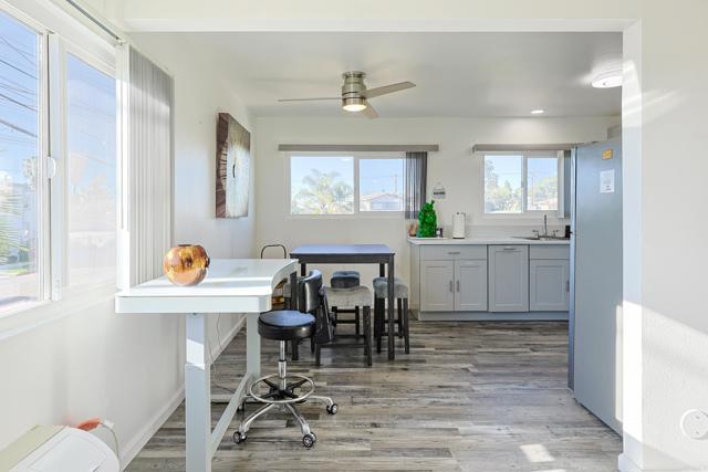 Detail Gallery Image 8 of 26 For 2437 D St, National City,  CA 91950 - 3 Beds | 2 Baths