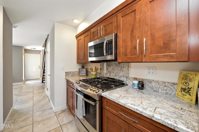 Detail Gallery Image 17 of 48 For 28763 Conejo View Dr, Agoura Hills,  CA 91301 - 3 Beds | 1/1 Baths