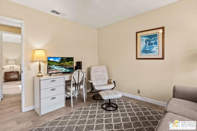 34 Camino Arroyo Place, Palm Desert CA: https://media.crmls.org/mediaz/7a8db56c-4bf5-46ae-ad72-04a0cbcd5e80.jpg
