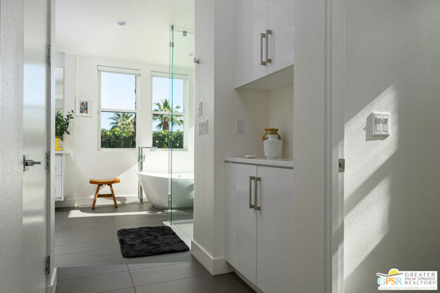 Image 27 of 48 For 573 Altair Court