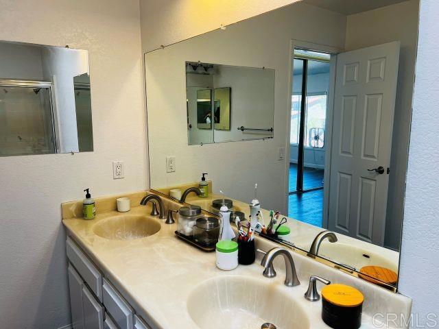 2520 Navarra Drive, Carlsbad CA: https://media.crmls.org/mediaz/7a8ecca3-6a95-4c92-bab1-709c7a56f5c1.jpg