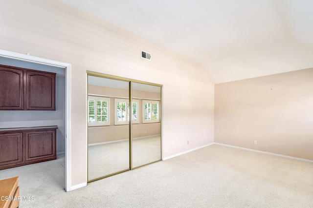3041 Three Springs Drive, Westlake Village CA: https://media.crmls.org/mediaz/7a8fa59e-4c34-4276-a85c-f8d353dc24de.jpg