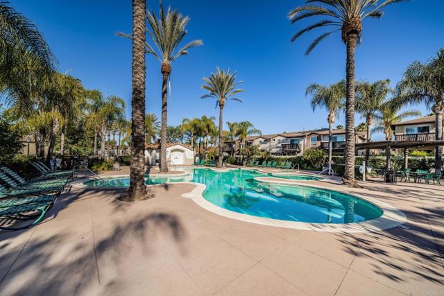 Detail Gallery Image 17 of 19 For 30343 Island Bay #C,  Murrieta,  CA 92563 - 2 Beds | 2/1 Baths