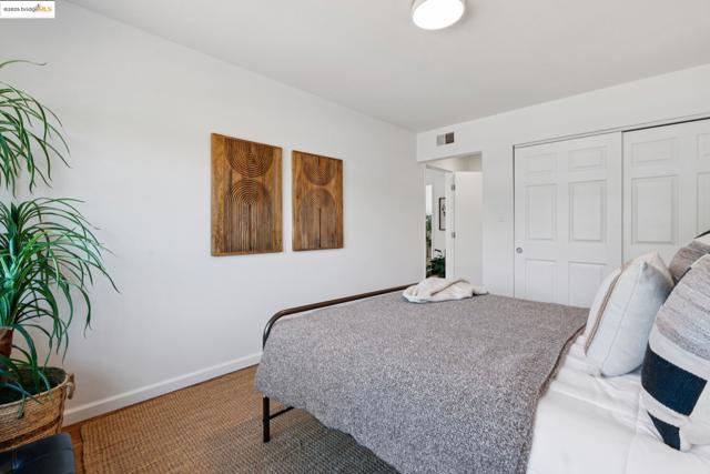 2309 Potrero Ct, Pinole CA: https://media.crmls.org/mediaz/7a9008a8-ffe6-4f1b-9e79-101715dcad8f.jpg