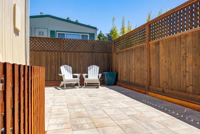 4160 Jade Street, Capitola CA: https://media.crmls.org/mediaz/7a91ee05-56b0-4183-b1d0-59d375d74030.jpg