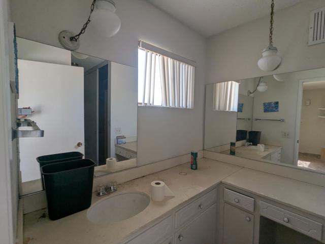 2356 N Blando Road, Palm Springs CA: https://media.crmls.org/mediaz/7a9267a8-a6d2-4b57-a535-5e89b9ed6cf0.jpg