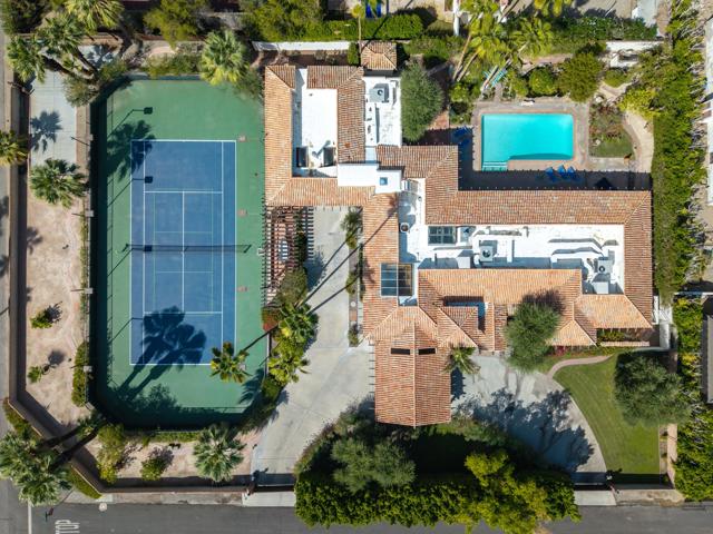 835 N Avenida Palmas, Palm Springs, CA 92262