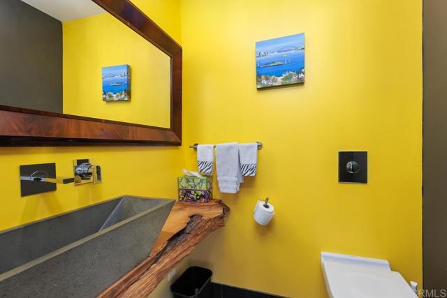 Detail Gallery Image 21 of 35 For 328 Shoemaker Ct, Solana Beach,  CA 92075 - 3 Beds | 2/1 Baths