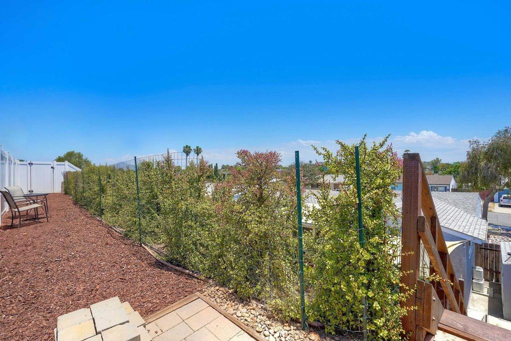 https://media.crmls.org/mediaz/7a96a086-7330-42a4-868a-0d4e60446456.jpg?preset=X-Large