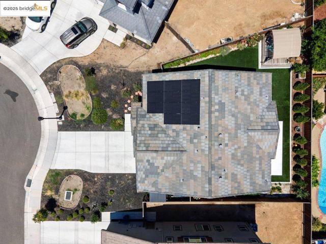 4670 Fuschia Way, Oakley CA: https://media.crmls.org/mediaz/7a96ab65-21f0-491f-b31d-75a08ea4b1dd.jpg