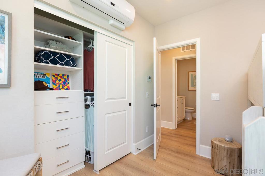 MLS #250044593SD image #12