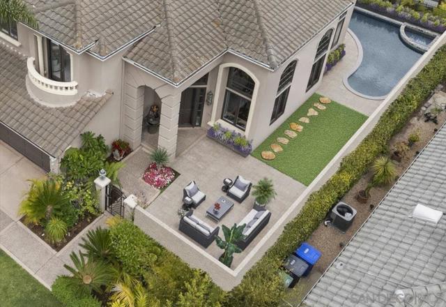 7166 Tern Place, Carlsbad CA: https://media.crmls.org/mediaz/7a98fc8f-add0-4899-9a6a-aef803956016.jpg