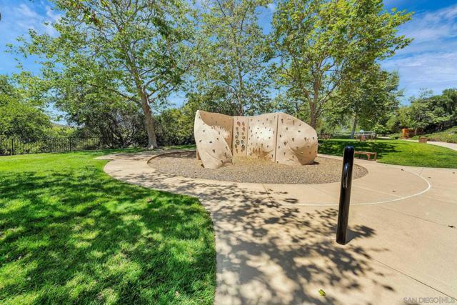 7727 Via Zafiro, San Diego CA: https://media.crmls.org/mediaz/7a991f11-82e7-424d-98bd-f36142243a89.jpg