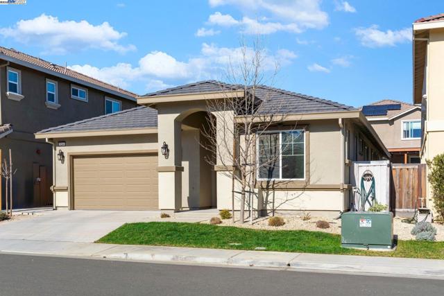 Details for 5244 Comfrey St, Fairfield, CA 94534