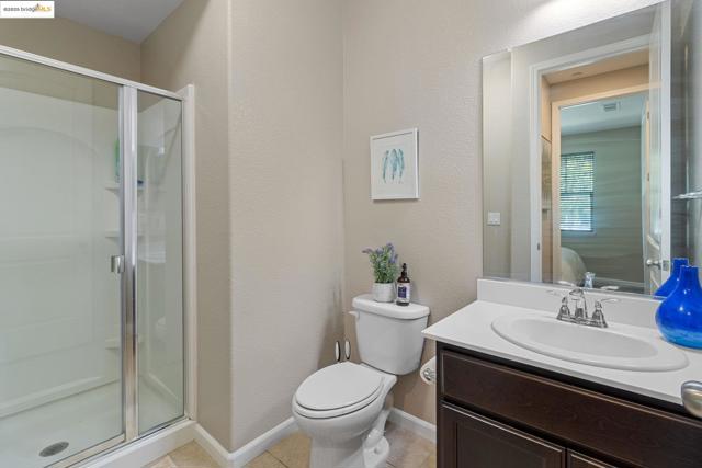 2218 Toscana Dr, Pittsburg CA: https://media.crmls.org/mediaz/7a9979b3-bbe7-43e9-8582-94141c6c530e.jpg