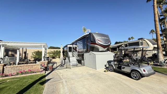 69411 Ramon Rd #609, Cathedral City CA: https://media.crmls.org/mediaz/7a998c66-58dc-46a4-b6fb-74773f31c1d4.jpg
