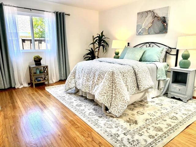 680 Georgia Avenue, Palo Alto CA: https://media.crmls.org/mediaz/7a9aa618-058e-4ea0-8d84-71050040b7d0.jpg