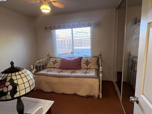 1222 Murdell Ln, Livermore CA: https://media.crmls.org/mediaz/7a9b462c-36e7-44e9-9ec5-0281b36fffdd.jpg