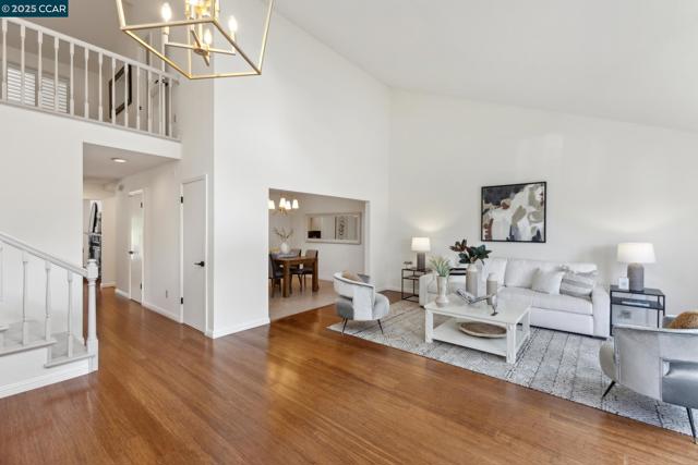 19 Via Barcelona, Moraga CA: https://media.crmls.org/mediaz/7a9b976c-254b-427a-ba06-5f94f1804617.jpg