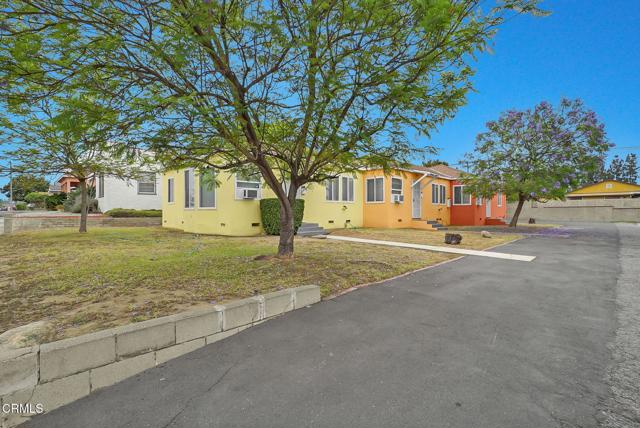 438 S Fremont Avenue, Alhambra CA: https://media.crmls.org/mediaz/7a9b979b-45bd-4772-83bb-802b10590658.jpg