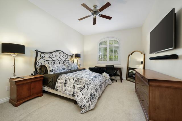 52395 Whispering Way, La Quinta CA: https://media.crmls.org/mediaz/7a9c748d-7deb-4e52-95f6-caf7a5dd1d7b.jpg
