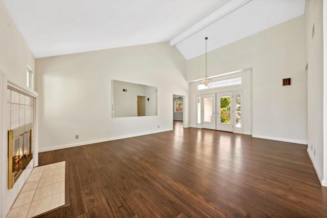 Image 21 of 37 For 72890 Amber Street