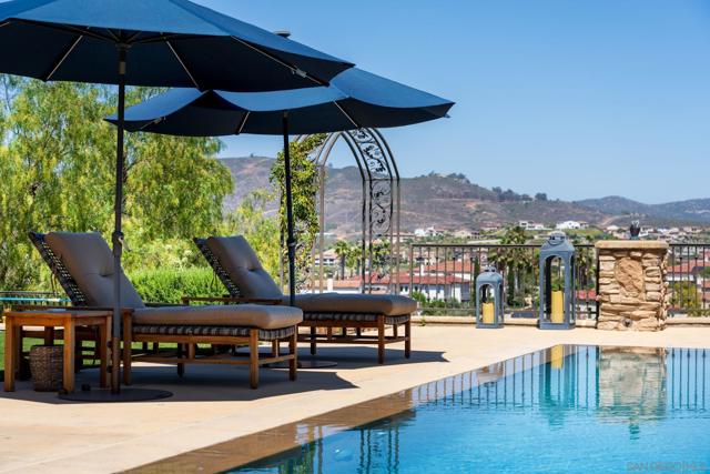 8053 High Time Ridge, San Diego CA: https://media.crmls.org/mediaz/7a9d8974-5cc1-4d74-b399-9483198167bb.jpg
