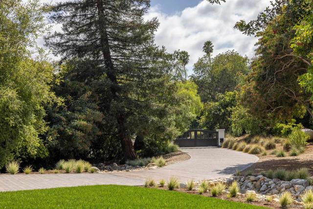 16827 Via De La Valle, Rancho Santa Fe CA: https://media.crmls.org/mediaz/7a9e595c-859d-4a61-b07a-aa4280971e1e.jpg