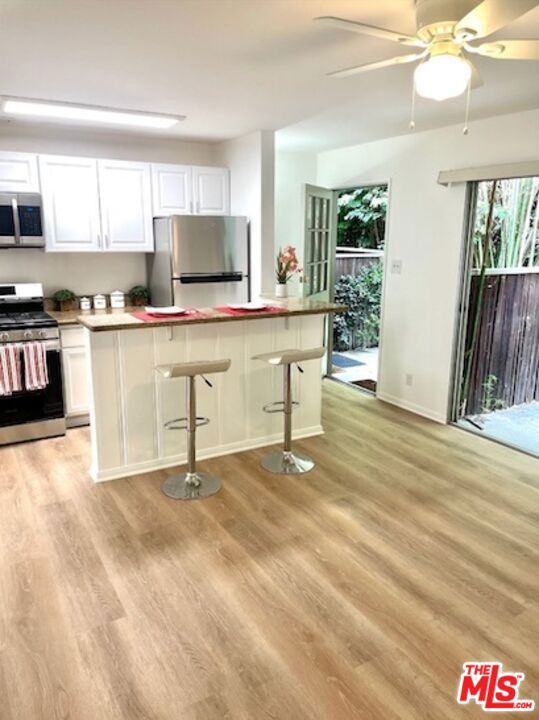 1453 S Westgate Avenue, Los Angeles CA: https://media.crmls.org/mediaz/7a9f03a7-ee83-444f-91bb-1fc17023235d.jpg