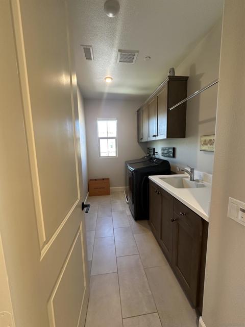 751 Merit Dr, San Marcos CA: https://media.crmls.org/mediaz/7a9fece7-8b2a-4065-b058-f1f177f5d1ed.jpg
