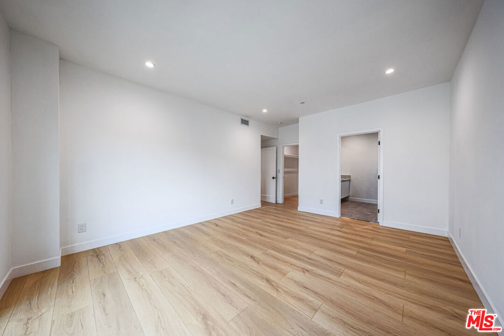 MLS #26771137 image #36