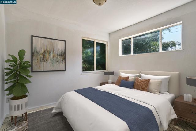 5235 Macarthur Blvd, Oakland CA: https://media.crmls.org/mediaz/7aa1a634-b0d0-4f5a-a712-d703775899c1.jpg
