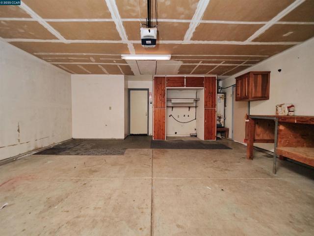 4212 Dunster Drive, Salida CA: https://media.crmls.org/mediaz/7aa1b17e-01b7-44c3-b34d-39d9c0c03ba6.jpg
