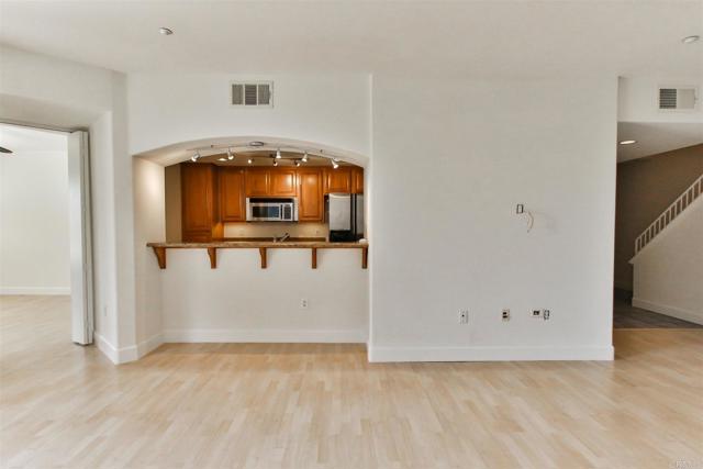 Image 9 of 34 For 301 W G Street  442