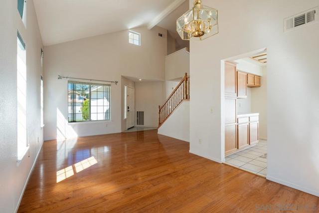 43072 Corte Tolosa, Temecula CA: https://media.crmls.org/mediaz/7aa409ad-0d56-4488-9be2-a4f06bfd80fd.jpg