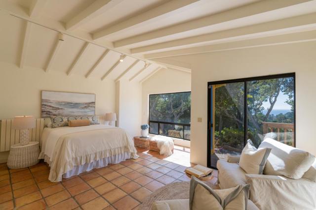 95 Corona Way, Carmel CA: https://media.crmls.org/mediaz/7aa43777-96a4-44ae-8c12-fe225015f974.jpg