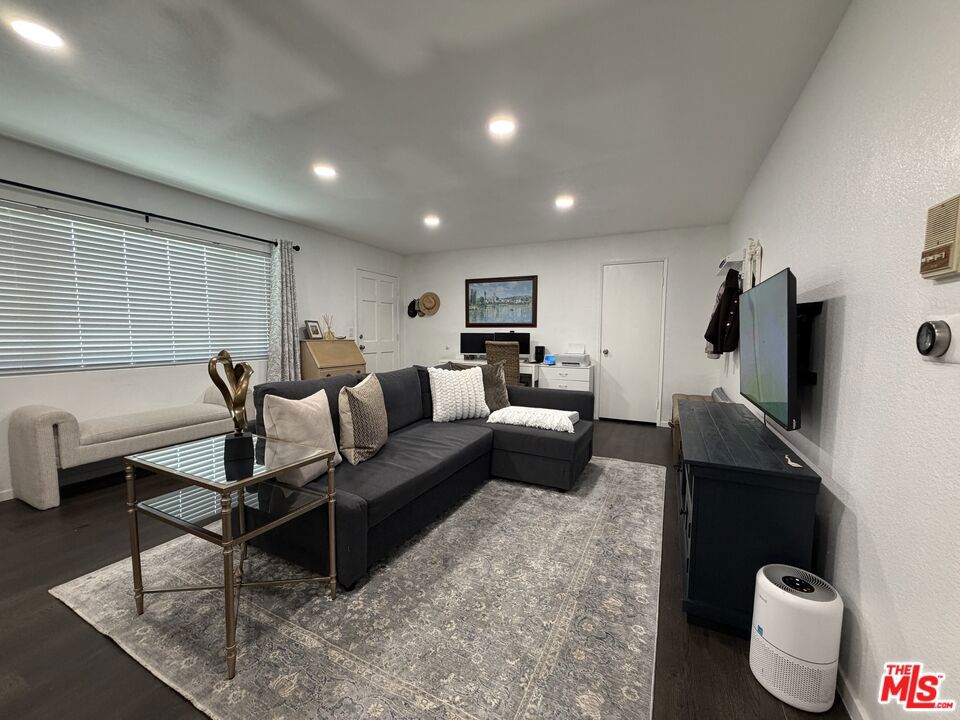 MLS #26744501 image #23