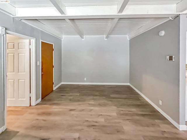 Image 6 of 15 For 9326 Bancroft Ave