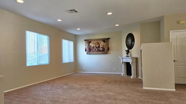13416 Silver Stirrup Drive, Corona CA: https://media.crmls.org/mediaz/7aa69622-e15c-4069-bec6-d8e656a0b5bf.jpg