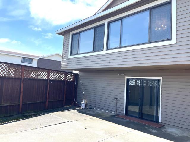 375 Shipley Avenue, Daly City CA: https://media.crmls.org/mediaz/7aa6a63c-6d1f-4fb8-b4f8-d87c48973870.jpg