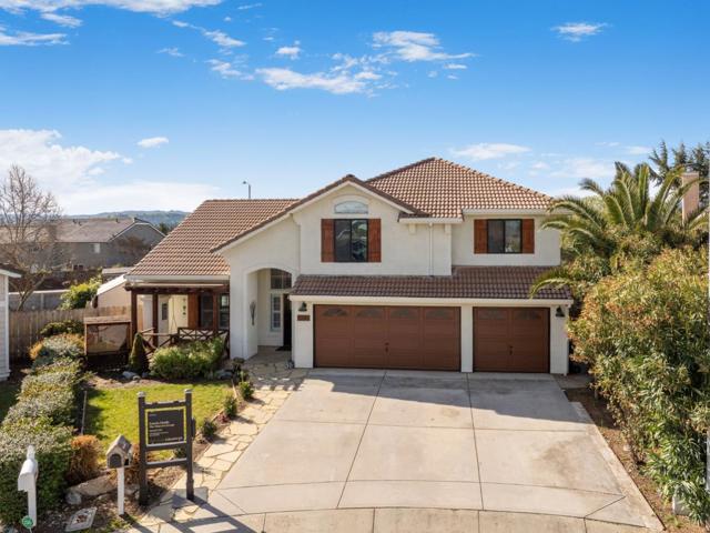 2180 Clearview Drive, Hollister CA: https://media.crmls.org/mediaz/7aa887bb-55db-4721-8a23-eebe500d32ac.jpg