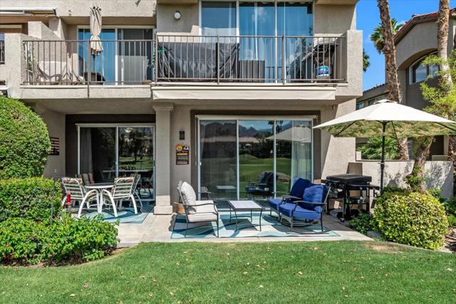 55331 Winged Foot, La Quinta CA: https://media.crmls.org/mediaz/7aaa4a2c-deba-4dbb-adda-1bf50ca3f605.jpg