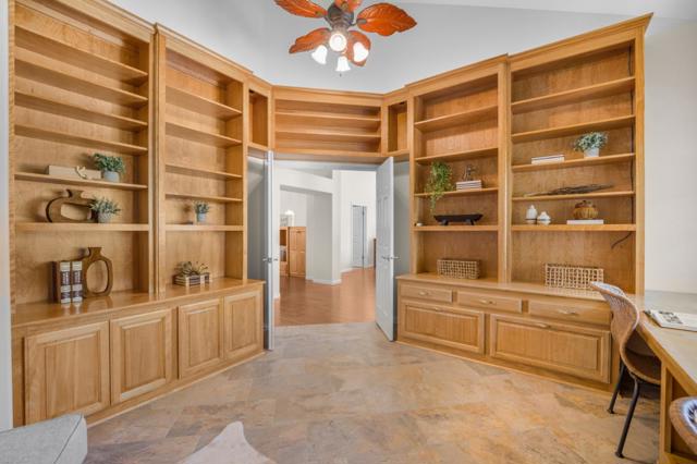 17157 Heatherwood Way, Morgan Hill CA: https://media.crmls.org/mediaz/7aaa6f79-1412-4cc8-967b-8ddfa903bf40.jpg
