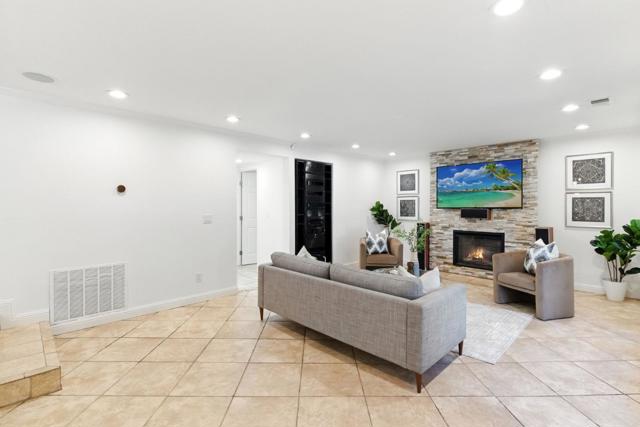 4418 Valle Vista, Pittsburg CA: https://media.crmls.org/mediaz/7aaab267-bfff-422b-82b6-30fd1040c458.jpg