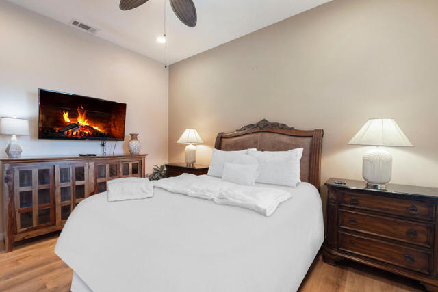 82833 Odlum Drive, Indio CA: https://media.crmls.org/mediaz/7aab6437-dd26-4c74-8a54-69bc3eb33773.jpg