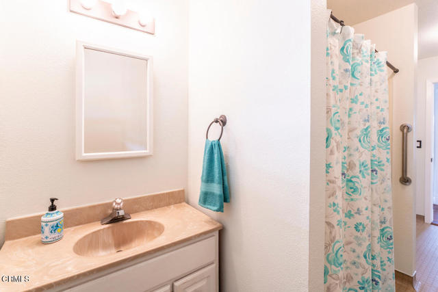 44700 Jackson Street, Mendocino CA: https://media.crmls.org/mediaz/7aab6486-1e29-4db1-85cc-a27523ebdaaf.jpg