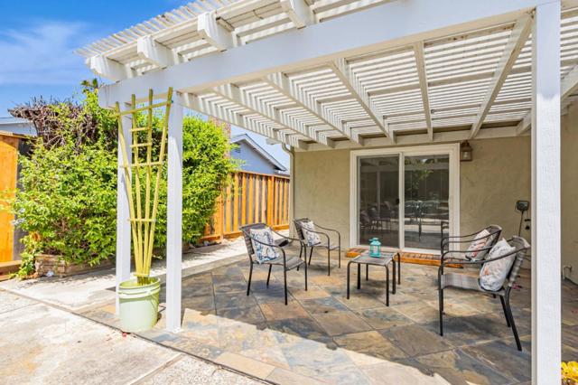 1687 Mendenhall Drive, San Jose CA: https://media.crmls.org/mediaz/7aabd073-ec90-4c2c-a553-c62e98a48411.jpg