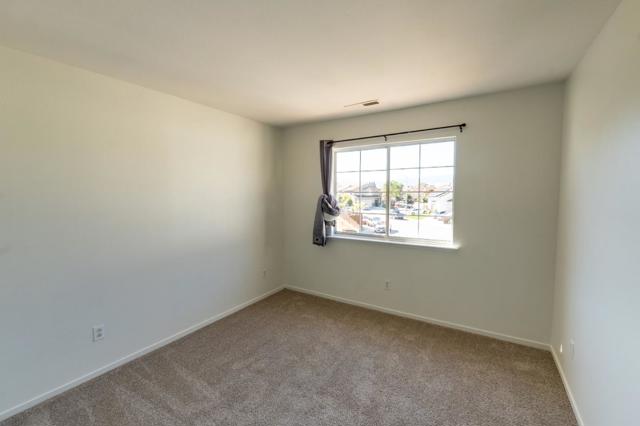 441 Adrian Court, Hollister CA: https://media.crmls.org/mediaz/7aacdfaf-5454-41b9-b2ed-96edea97d7a3.jpg