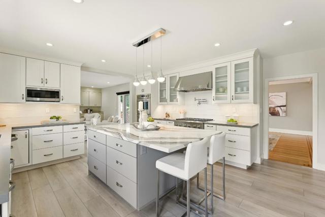 28 W Santa Inez Avenue, San Mateo CA: https://media.crmls.org/mediaz/7aad3654-b12f-4100-9474-0e5647acc0d7.jpg